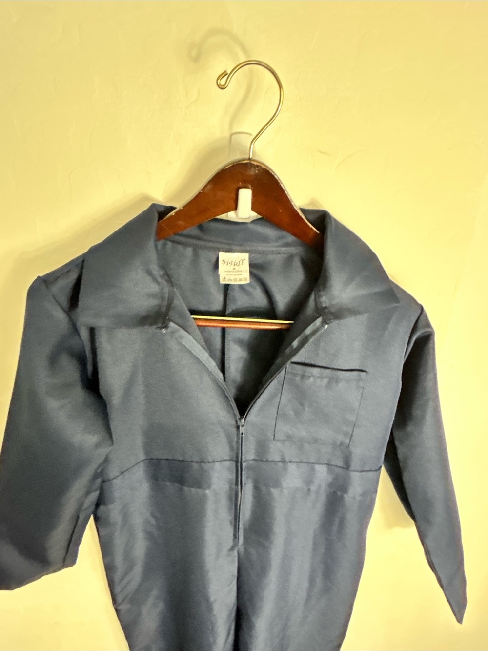 Spirit Kids Halloween coveralls perfect for Jason or Michael Myers - Picture 5 of 6